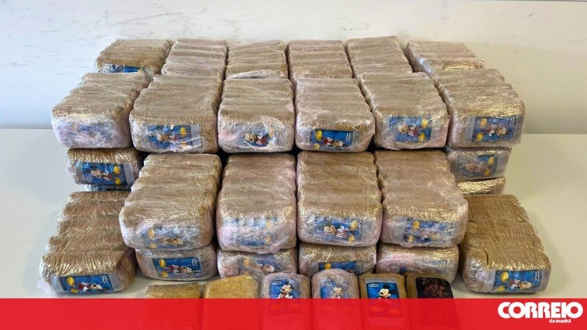 A GNR apreende grande quantidade de droga com imagens do Mickey Mouse