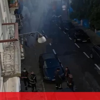 Conduta rebenta em Lisboa e jorra água a vários metros