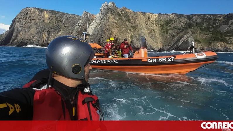 Salva-vidas de Cascais apresentam escusa de responsabilidade