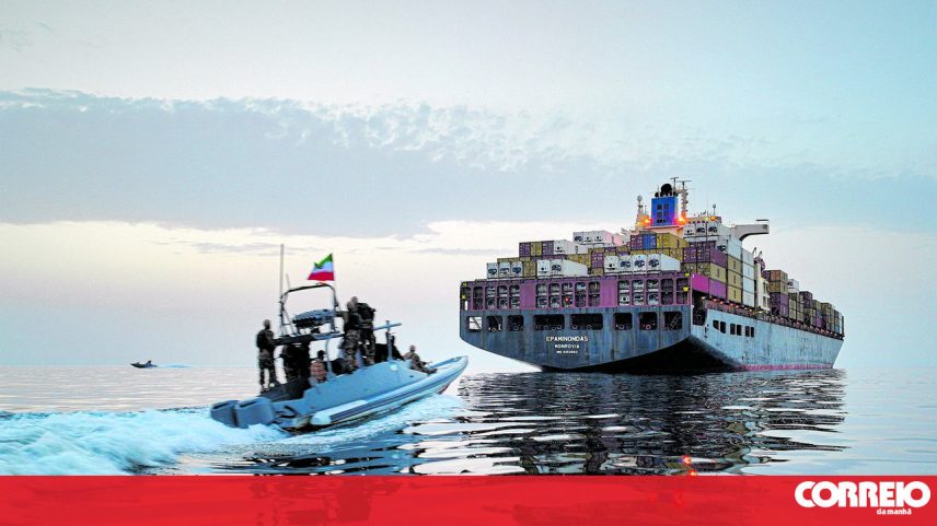 Regime de Teerão exige soberania total sobre o estreito de Ormuz