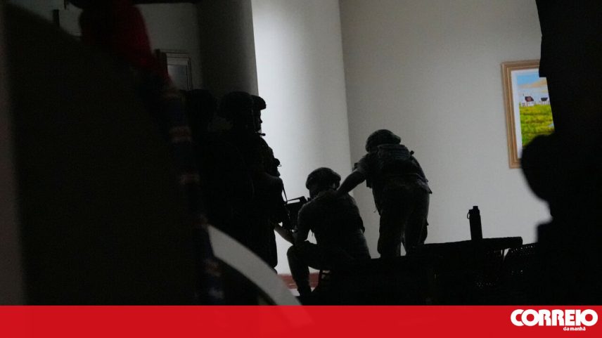 Disparos ouvidos no Senado das Filipinas durante operação policial