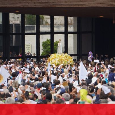 Peregrinação em Fátima reúne 430 mil fiéis e destaca função educativa do local