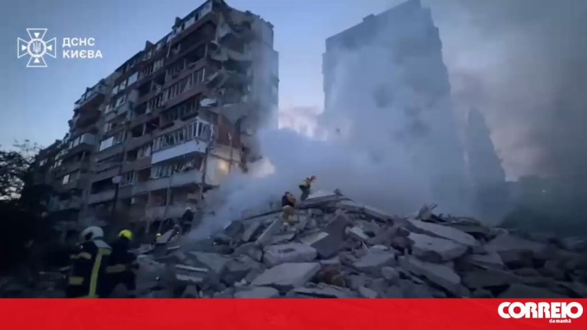 Zelensky denúncia ataque russo com mais de 1500 drones contra a Ucrânia e pede proteção do espaço aéreo