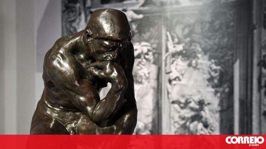 Estátua "O Pensador" de Auguste Rodin