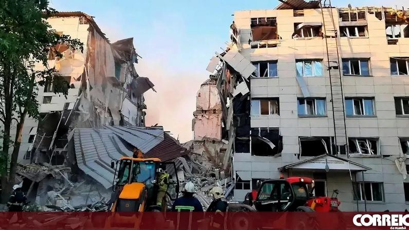 Residência de estudantes da Faculdade Profissional da Universidade Pedagógica de Starobilsk foi atingida por drones