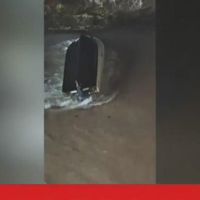 Barco com 12 pessoas vira na Gruta de Benagil; há pelo menos dois feridos