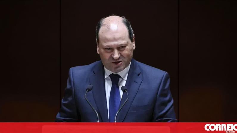 Governo lamenta lógica miserabilista e pede apoio da AR para reforma laboral