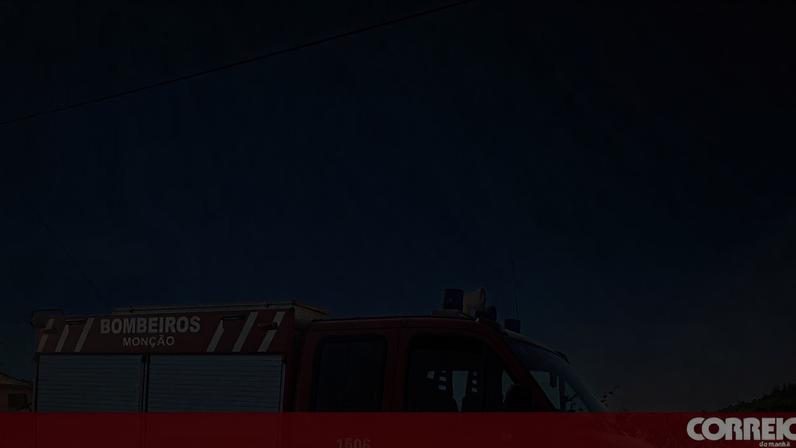 Colisão entre dois carros deixa dois feridos em Monção