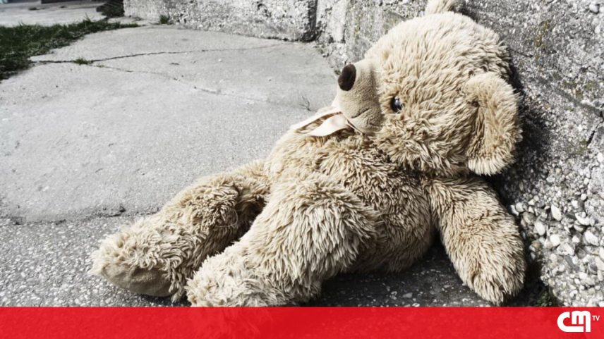 Cocaína escondida em boneco de peluche