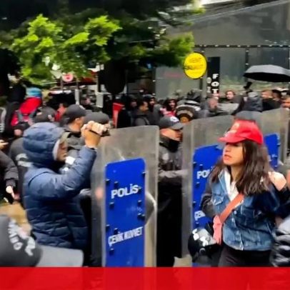 Polícia turca detém manifestantes no Dia do Trabalhador