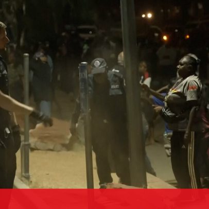 Multidão atinge hospital onde está o suspeito da morte de menina de 5 anos