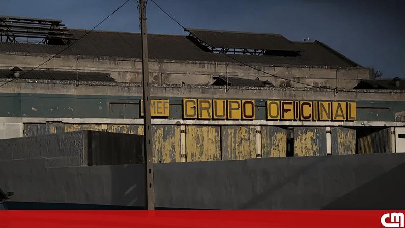 Oficinas antigas de reparação de comboios na Figueira da Foz degradadas