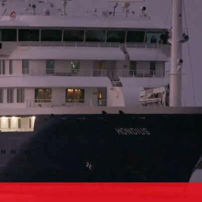 Luz do amanhecer revela navio com surto de hantavírus em Tenerife