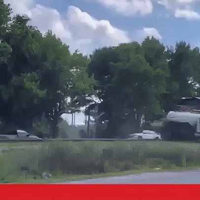 Colisão entre camião-cisterna e comboio a alta velocidade nos EUA