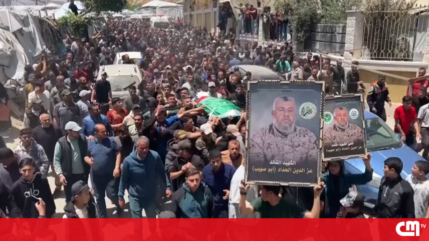 Centenas de palestinianos despedem-se de líder militar do Hamas morto em ataque israelita
