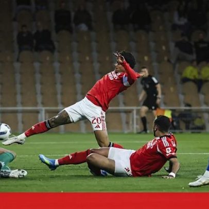 Benfica vence Estoril, mas falha qualificação para a Liga dos Campeões