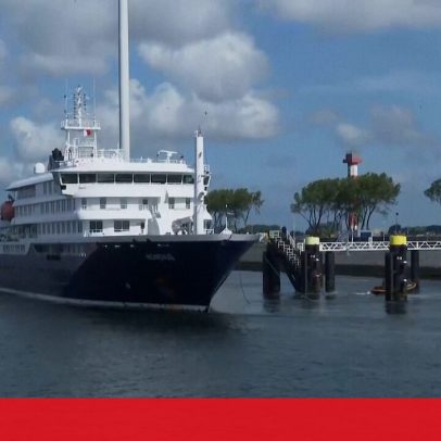 Cruzeiro com surto de hantavírus atraca em Roterdão