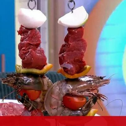Especialidades da Tasca do Miguel: pão recheado, gambas à guilho e espetadas