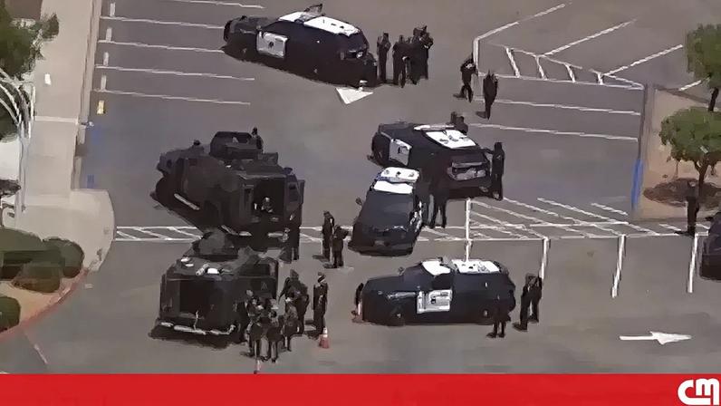 Autoridades intervêm em tiroteio numa mesquita em San Diego, Califórnia