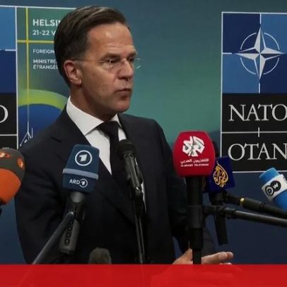 Secretário-geral da NATO saúda envio de mais cinco mil soldados para a Polónia