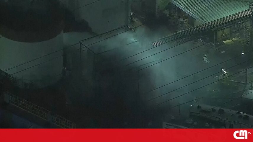 Emergência química em unidade industrial leva à evacuação de milhares em LA