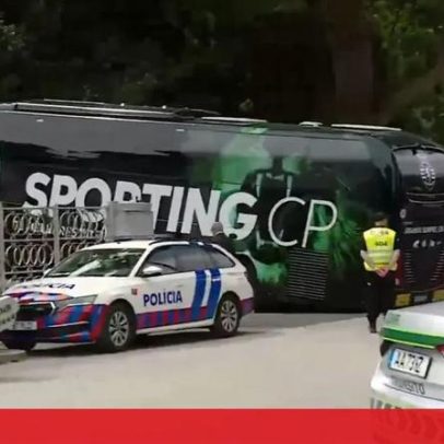Autocarro do Sporting chega ao Jamor