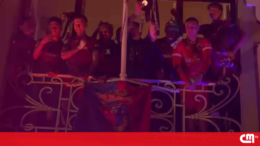 Torreense chega à Câmara de Torres Vedras para erguer Taça de Portugal