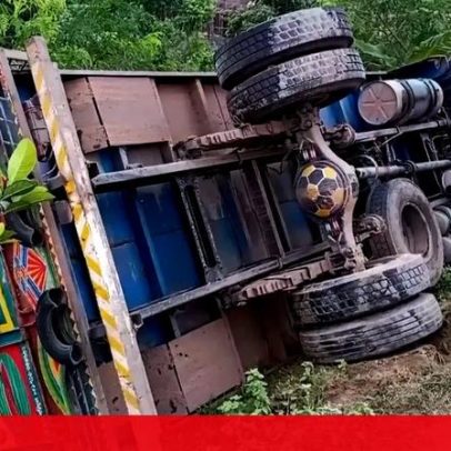 15 mortos após camião perder controlo e capotar numa estrada no Bangladesh