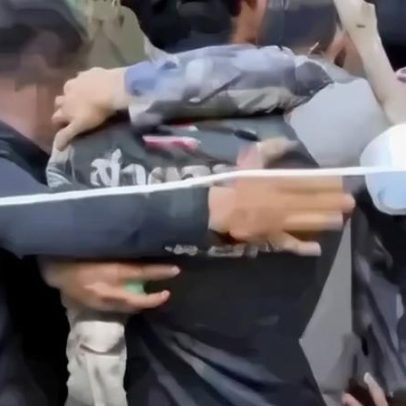 Gritos de júbilo após resgate de grupo preso numa gruta inundada em Laos