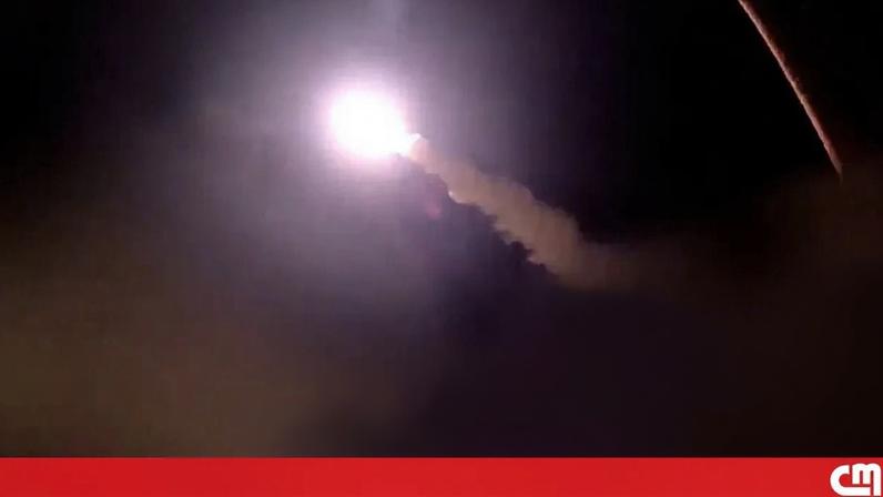 Irão divulga imagens de lançamento de mísseis em demonstração militar