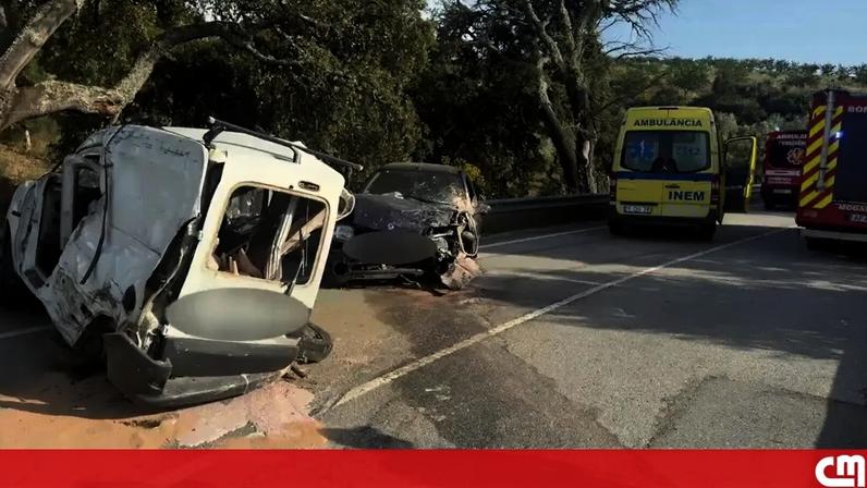 Três feridos em despiste e colisão entre dois carros em Castelo Branco
