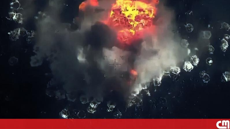Imagens mostram ataque dos EUA a embarcação associada a droga no Pacífico