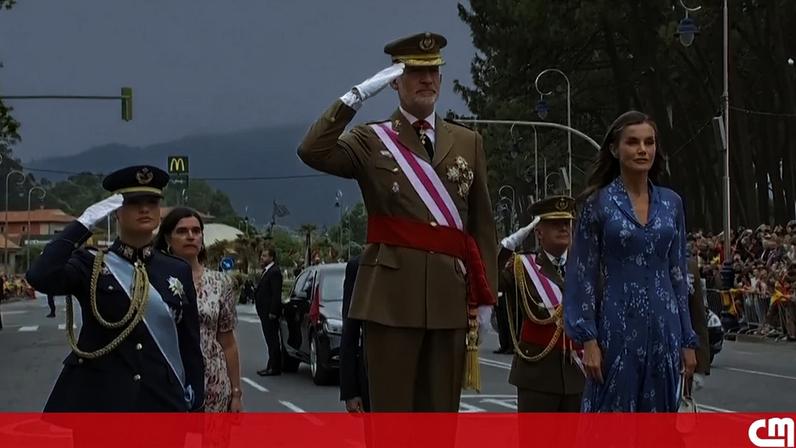 Rei de Espanha participa na parada militar do Dia das Forças Armadas