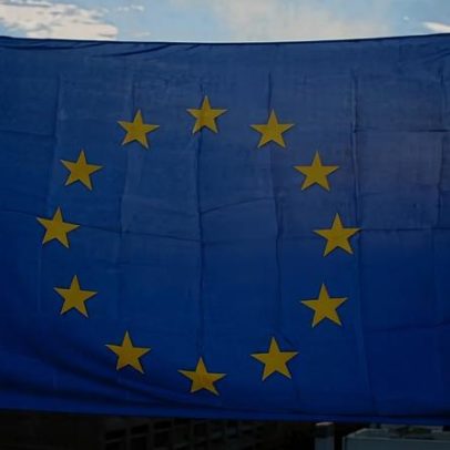Conselho da UE aprova voto por procuração para eurodeputadas grávidas