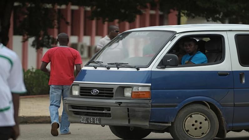 Seis mortos e 16 feridos num acidente de viação em Angola