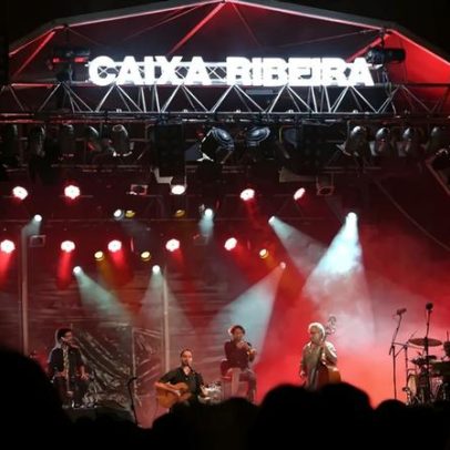 Festival Caixa Ribeira regressa ao Porto após 10 anos com 16 fadistas em palcos