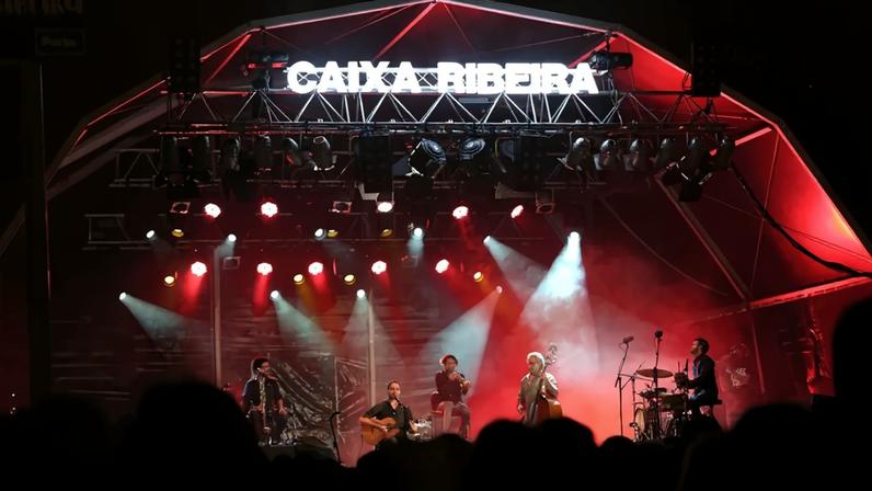 Festival Caixa Ribeira regressa ao Porto após 10 anos com 16 fadistas em palcos