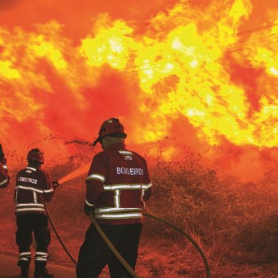Algarve testa resposta a incêndios com exercício inspirado em fogo de 2022