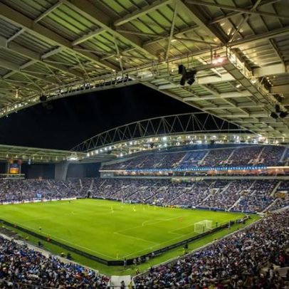 FC Porto campeão; ações fecham em queda de 4,73% para 3,22 €