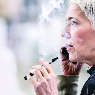 Sociedade médica exige medidas mais duras contra cigarros eletrónicos