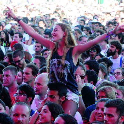 Guia para enfrentar o calor nos festivais de verão