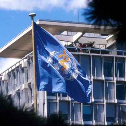 OMS alerta para riscos do consumo de bolsas de nicotina e pede medidas a governos