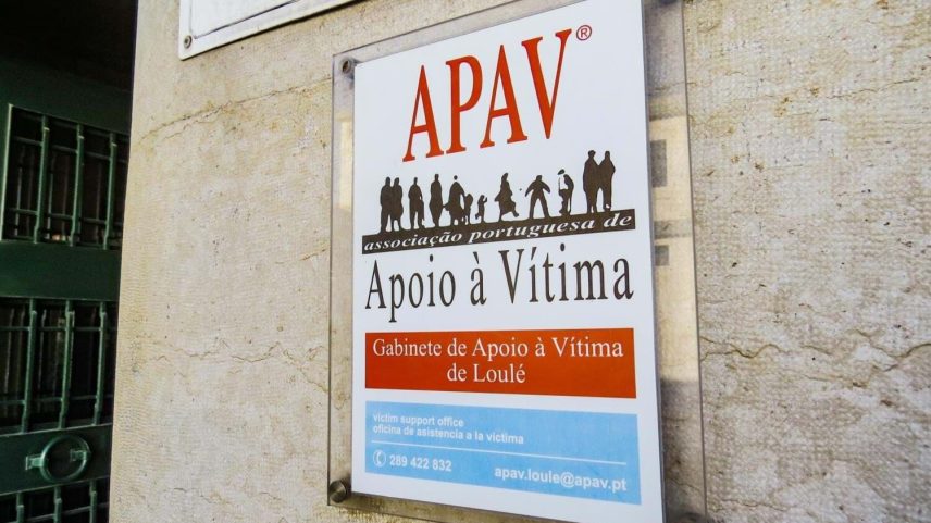 APAV