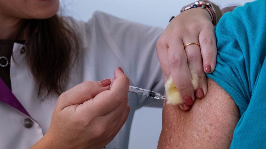 Desconfiança nas vacinas favorece ressurgimento de doenças, alerta DGS