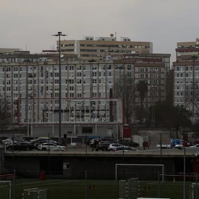 DGS recomenda população vulnerável ficar em casa por poeiras no ar