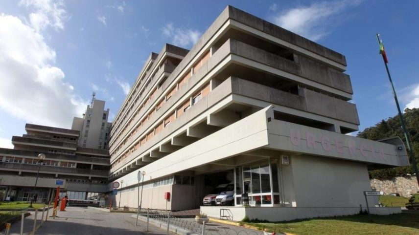 Mota incendeia-se após despiste em Viana do Castelo, motociclista em estado grave