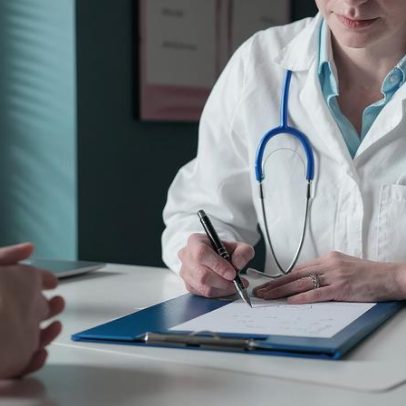 Sindicato dos Médicos exige abertura de todas as vagas para especialistas