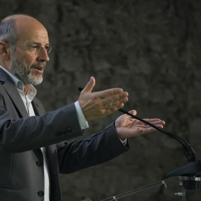 Rui Tavares pede integridade e transparência para governar após operação da PJ