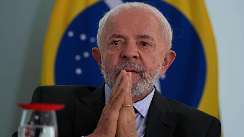 Lula critica EUA e diz que Brasil não aceita tratamento como republiqueta
