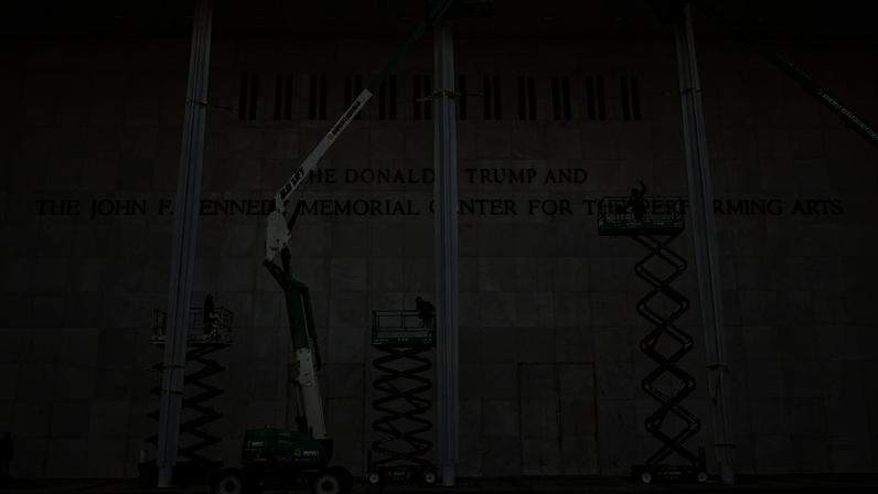 Juiz ordena remoção do nome de Trump do Kennedy Center